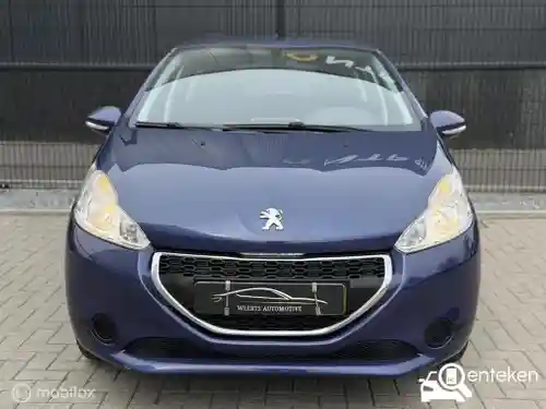 Peugeot 208 1.2 PureTech 82 2013