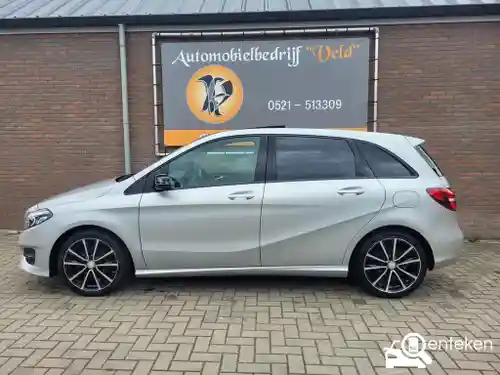 Mercedes-Benz B 180 2014