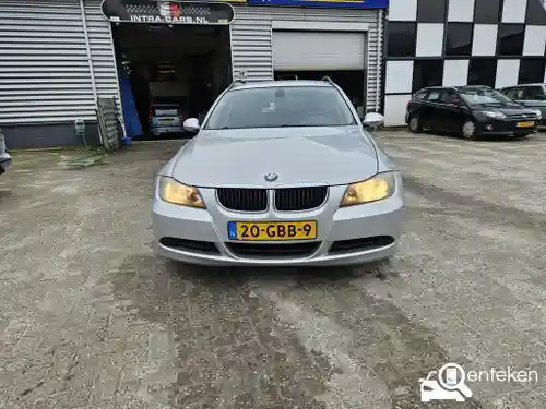 BMW 318i Touring 2008
