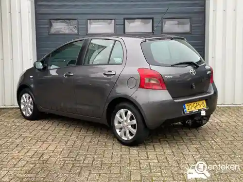 Toyota Yaris 1.3 2008