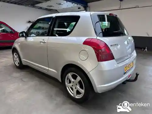 Suzuki Swift 1300 2007