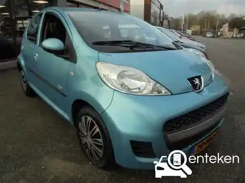 Peugeot 107 1.0 70 2010