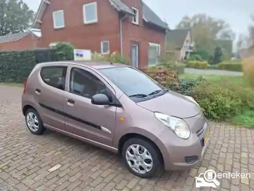 Suzuki Alto 1.0 2011