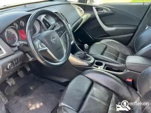 Opel Astra Sports Tourer 1.4 2011