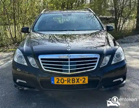 Mercedes-Benz E 250 CGI BlueEFFICIENCY T-model 2010