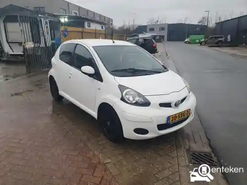 Toyota Aygo 1.0 2011