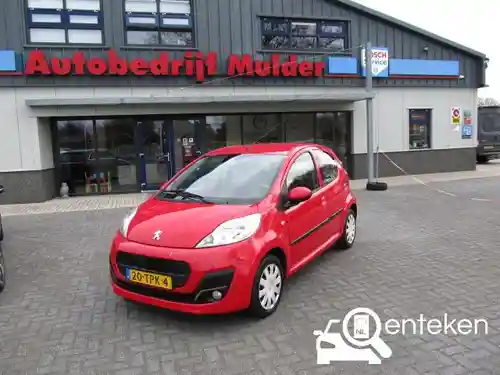 Peugeot 107 1.0 68 2012