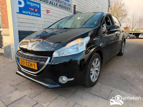 Peugeot 208 1.2 PureTech 82 2012