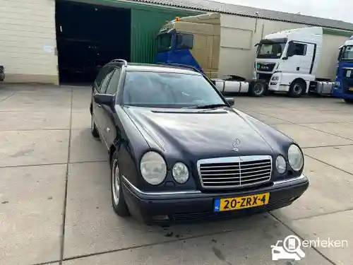 Mercedes-Benz E 240 T-model 1997