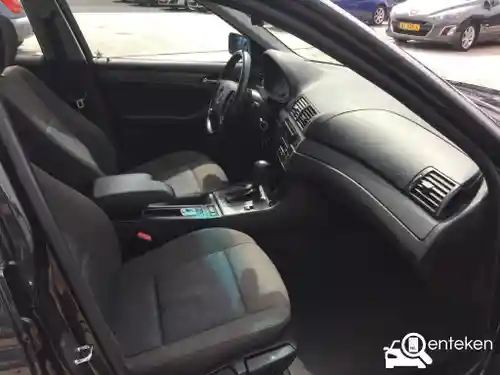 BMW 318i Touring 2004