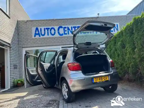 Toyota Yaris 1.0 2005
