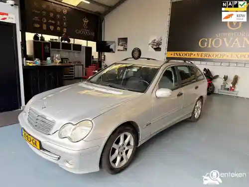 Mercedes-Benz C 200 T-model 2005