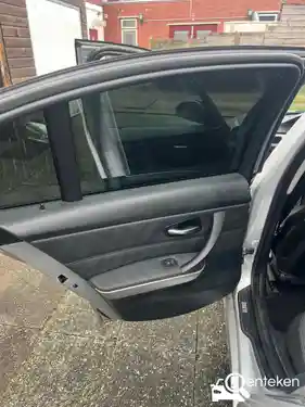 BMW 320i 2005