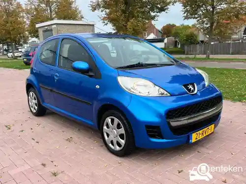 Peugeot 107 1.0 70 2011