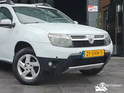 Dacia Duster 1.6 16V 105 2011