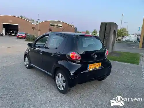 Toyota Aygo 1.0 2012