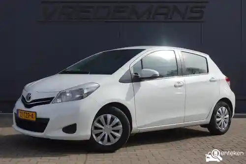 Toyota Yaris 1.0 2012