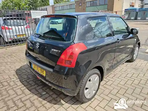 Suzuki Swift 1300 2007