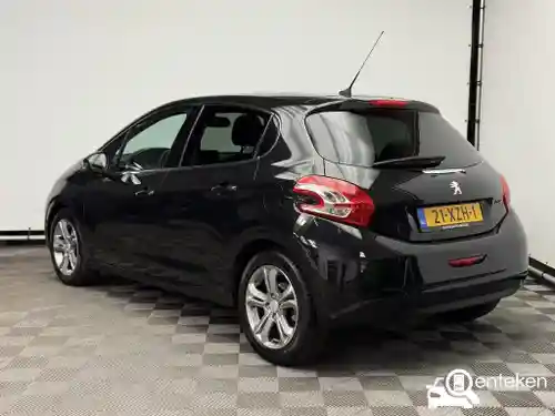 Peugeot 208 1.6 120 VTi 2012