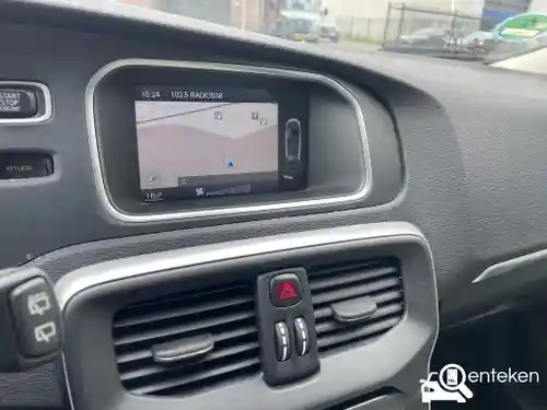 Volvo V40 T3 2012