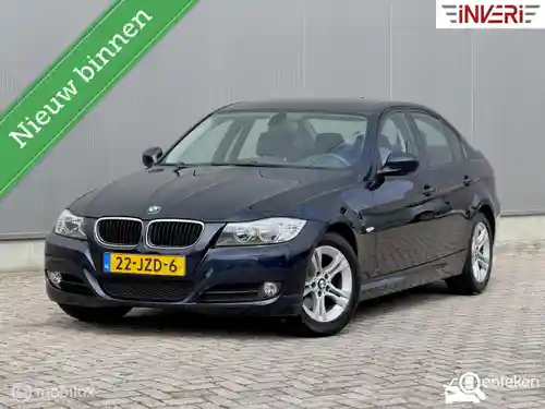 BMW 318i 2009