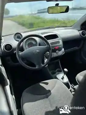 Peugeot 107 1.0 70 2011
