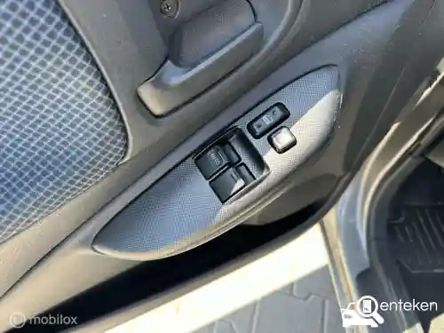 Toyota Yaris 1.3 2005