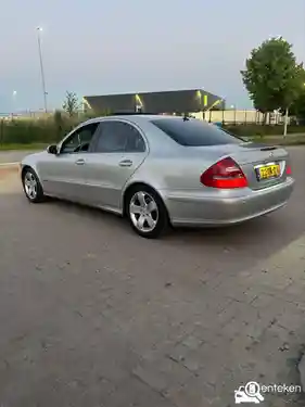 Mercedes-Benz E 220 CDI 2005