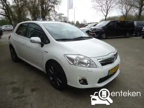 Toyota Auris 1.8 Hybrid 2012