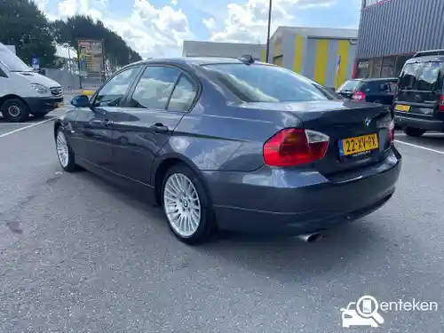 BMW 320i 2007