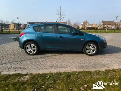 Opel Astra 1.4 Turbo ecoFlex 2013