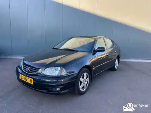 Toyota Avensis Liftback 1.6 2002