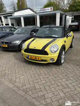 MINI Cabrio John Cooper Works 2009