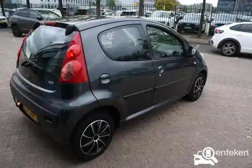Peugeot 107 1.0 70 2009