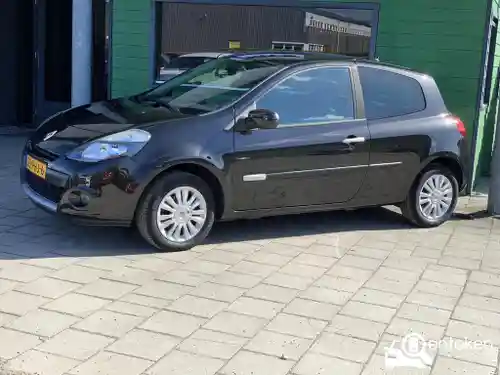 Renault Clio TCe 100 2011