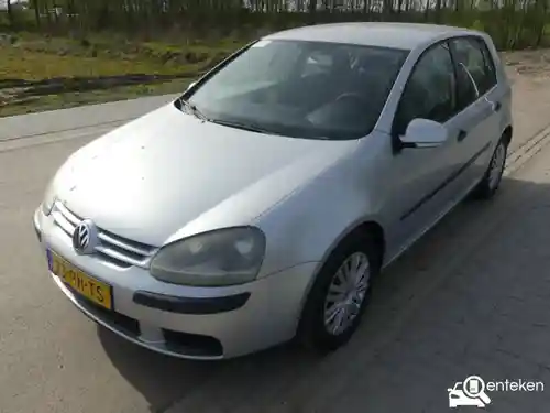 VW Golf 1.6 FSI 2004