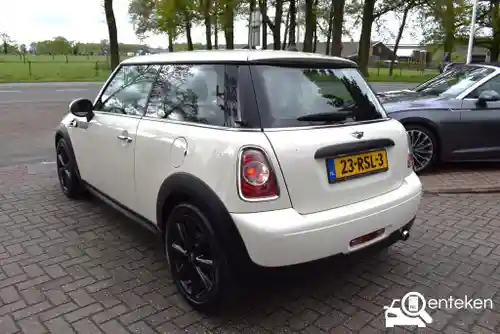 MINI  One malist 2011