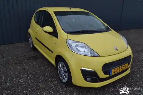 Peugeot 107 1.0 68 2012