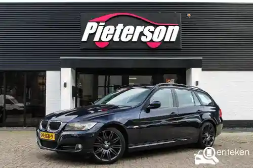 BMW 318i Touring 2009