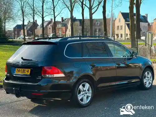 VW Golf Variant 1.6 TDI BMT 2010