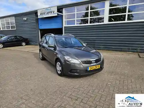 KIA cee´d Sporty Wagon 1.4 ISG 2010
