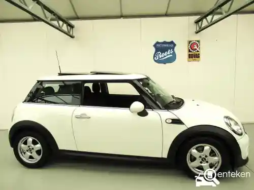 MINI  One malist 2011
