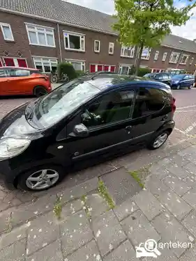 Peugeot 107 1.0 68 2012