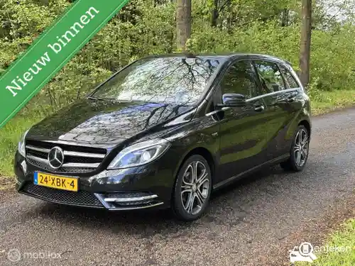 Mercedes-Benz B 180 BlueEFFICIENCY 2012