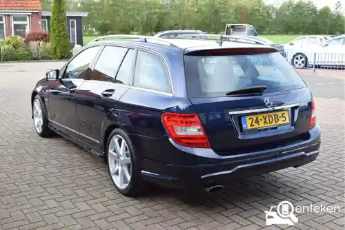 Mercedes-Benz C 180 BlueEFFICIENCY T-model 2012