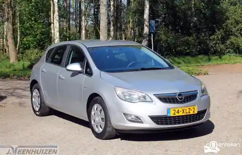 Opel Astra 1.4 ecoFlex 2012