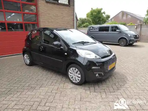 Peugeot 107 1.0 68 2013