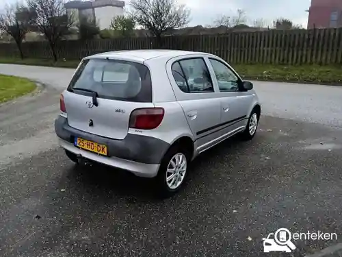 Toyota Yaris 1.0 2001