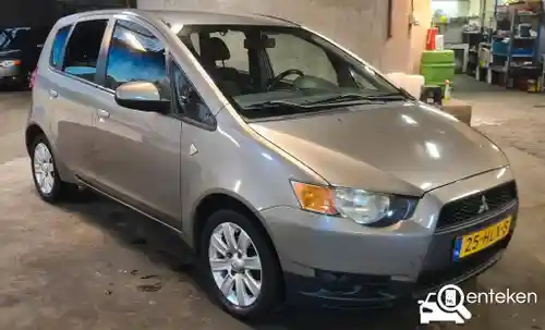 Mitsubishi Colt 1.3 2009
