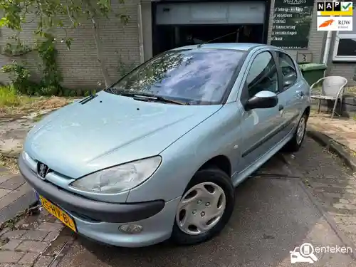 Peugeot 206 110 ESP 2002
